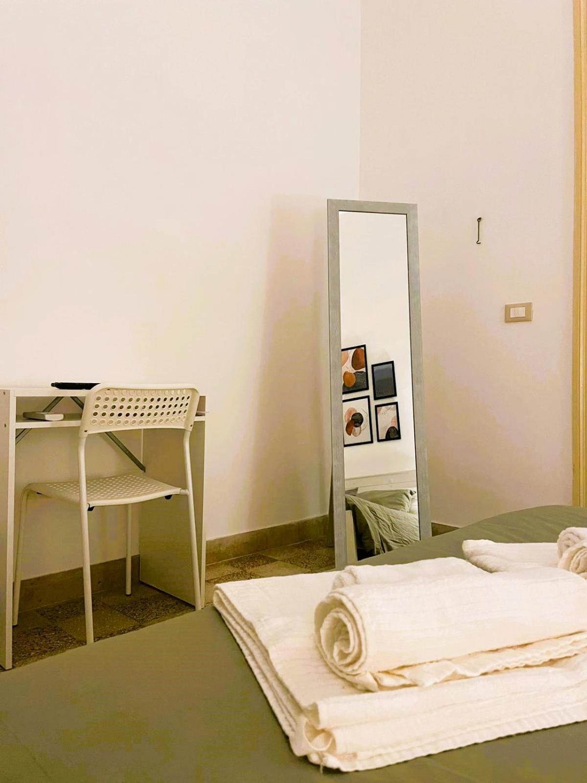 Olivuzza Rooms In Apartment パレルモ エクステリア 写真