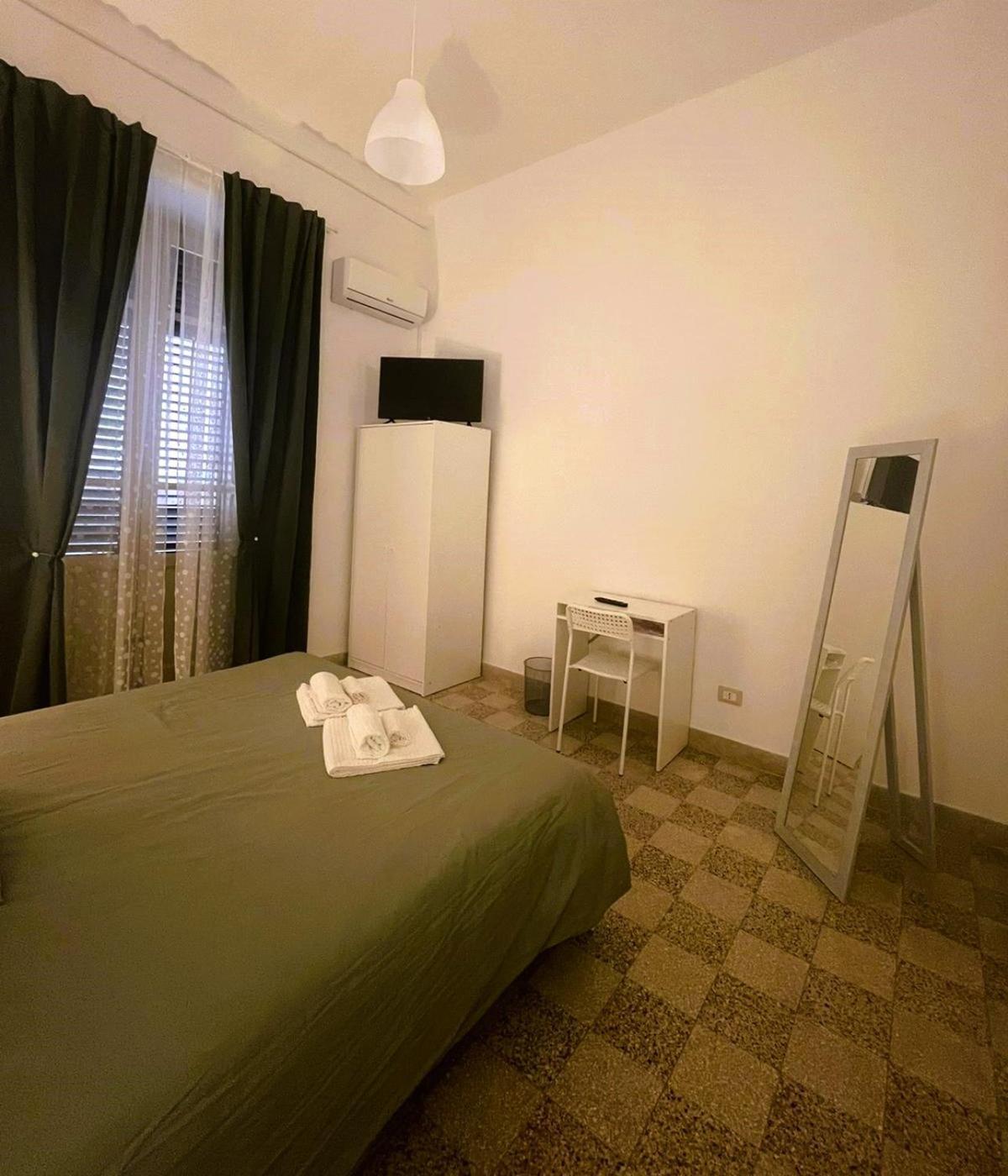 Olivuzza Rooms In Apartment パレルモ エクステリア 写真